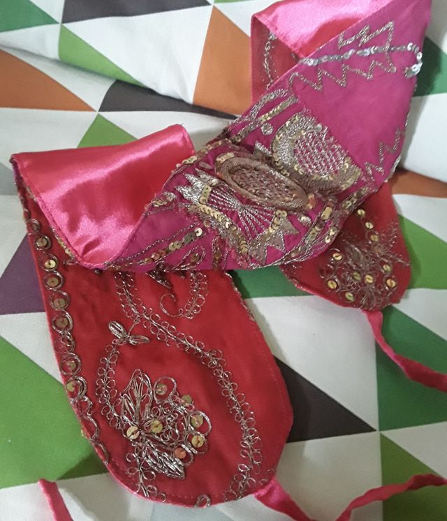 Fajín indio con lentejuelas