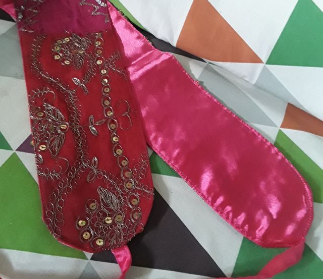 Fajín indio con lentejuelas