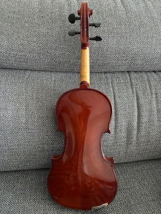 Violín