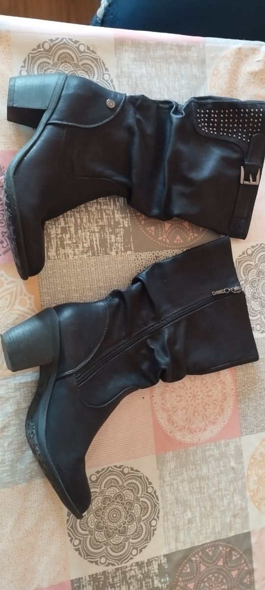 Botas negras mujer
