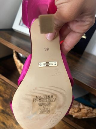 Sandalias Guess