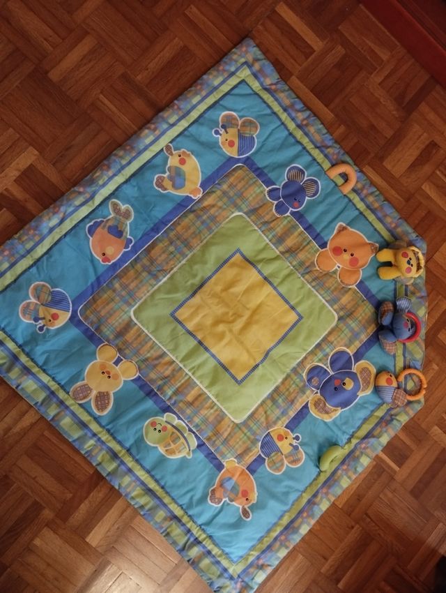Alfombra gimnasio bebé Fisher Price