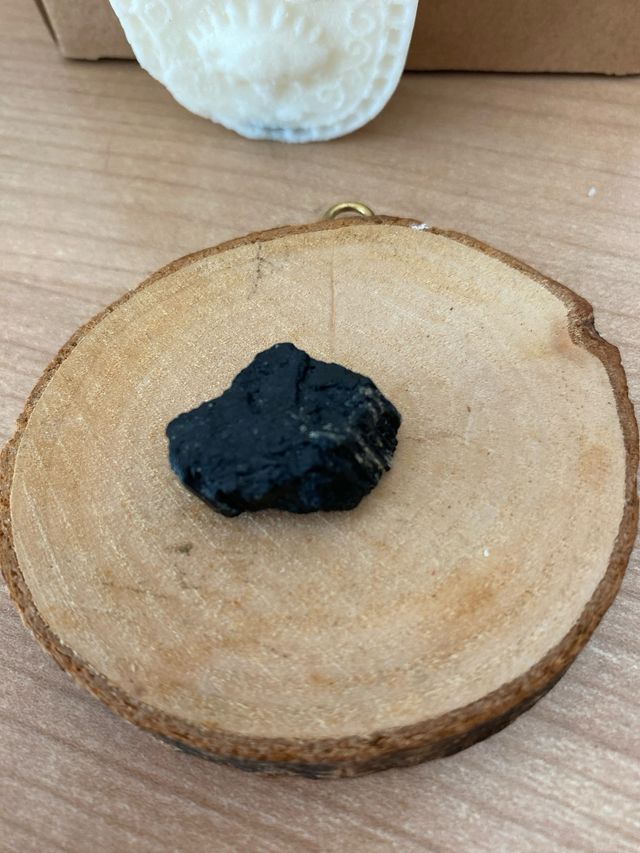 MINERAL TURMALINA NEGRA