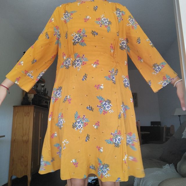 Vestido mostaza entretiempo