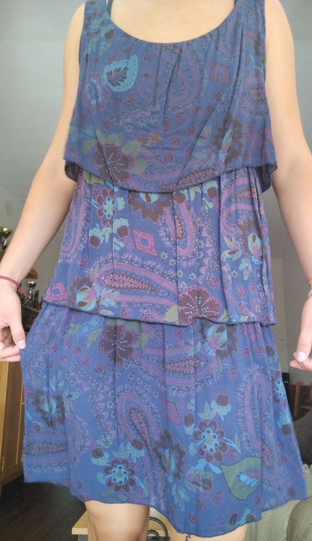 Vestido tirantes con volantes