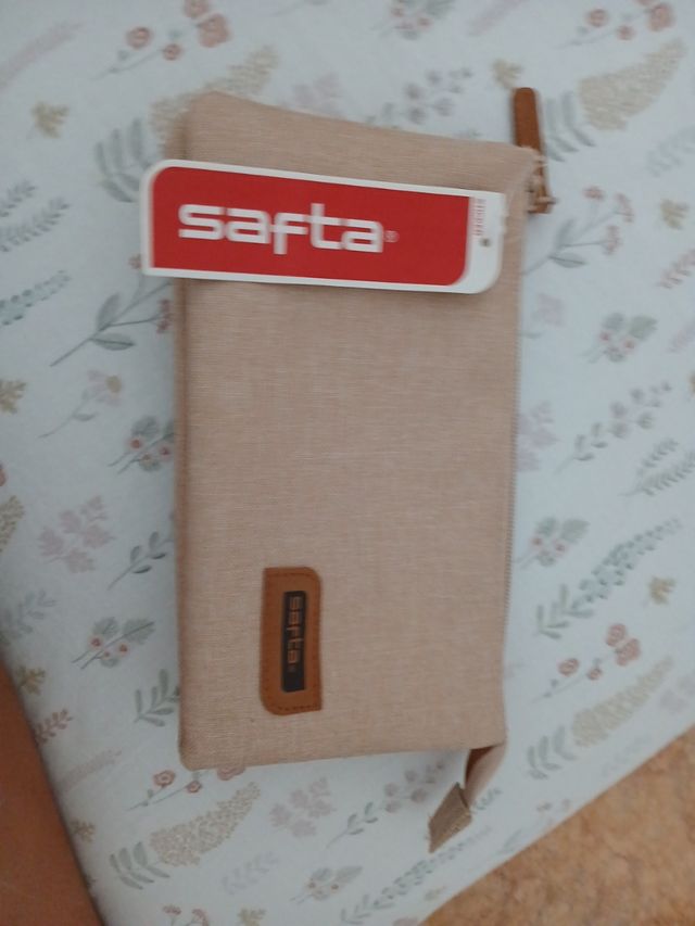 Estuche beige
