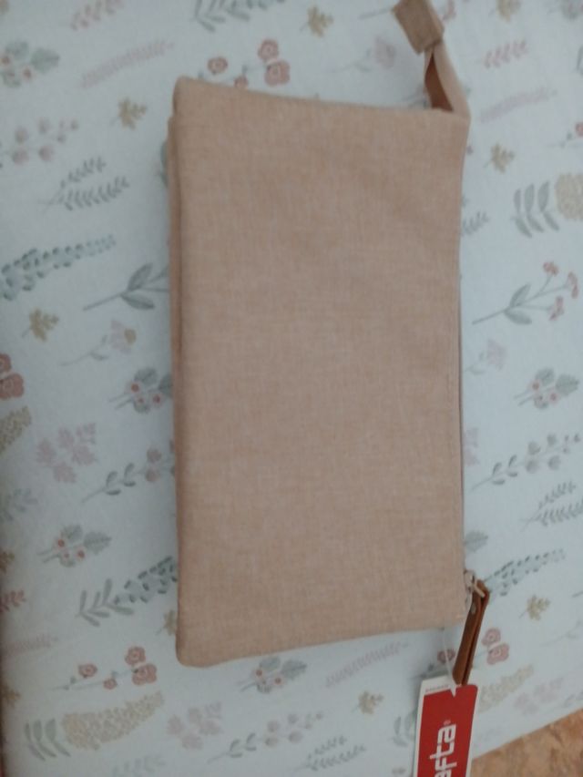 Estuche beige