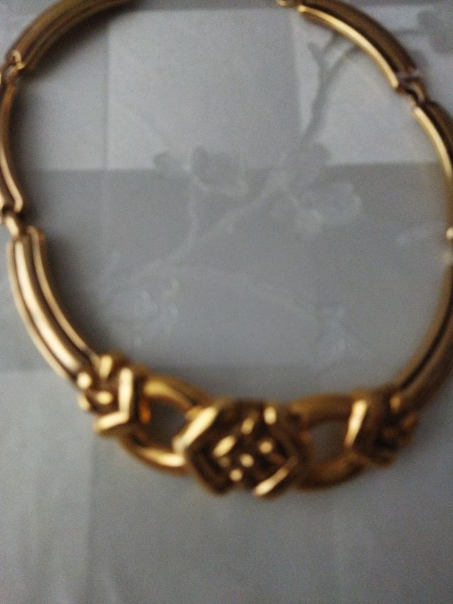 Colgante de fantasía dorado