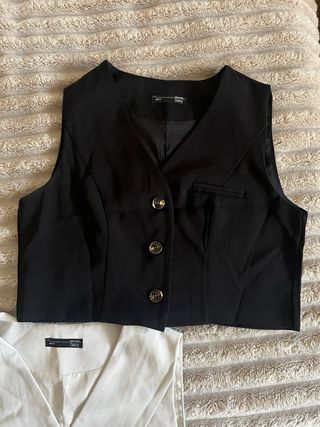 Pack 2 chalecos crop top botones DAZY
