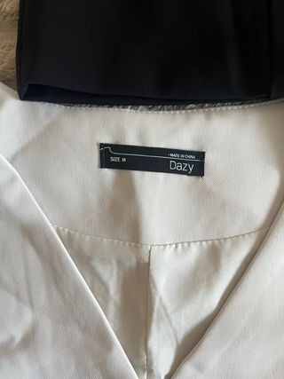 Pack 2 chalecos crop top botones DAZY