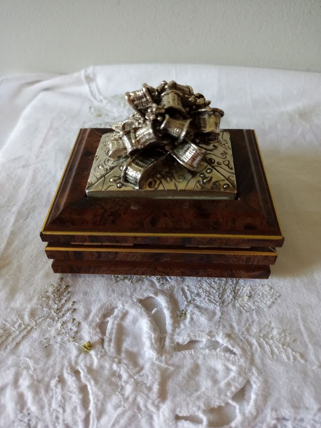 Caja joyero de madera .Itali.