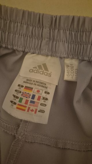 Pantalón Adidas deportivo