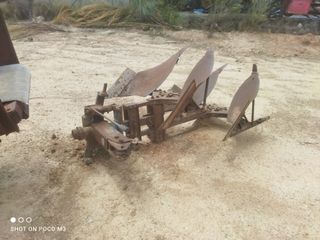 Bisurco tractor
