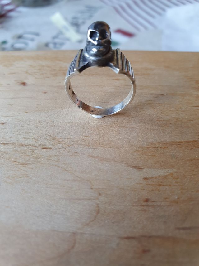 Muy Antiguo anillo de honor SS Totenkopf de plata