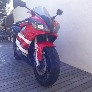YAMAHA YZF R1 2000