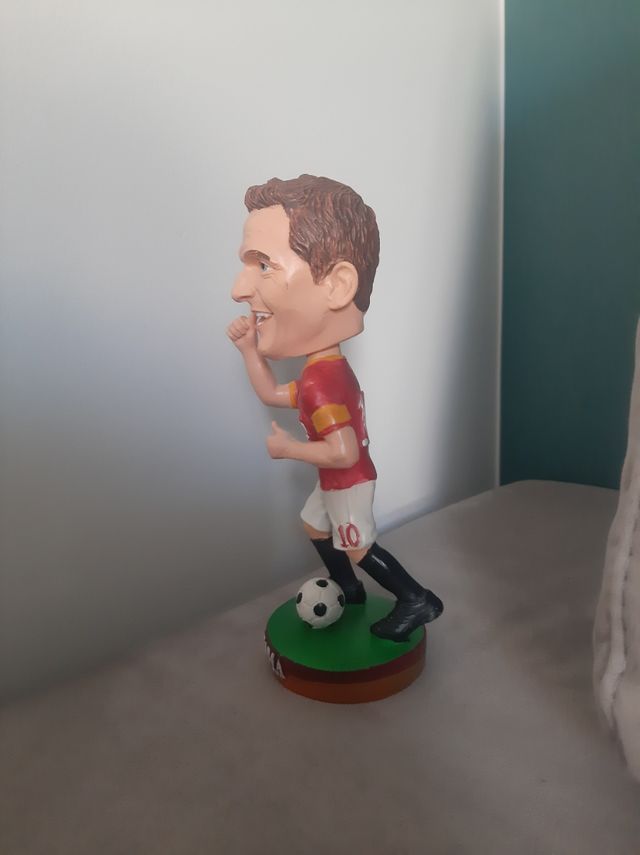 Statuetta totti