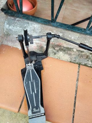 Pedal doble de bombo Pearl