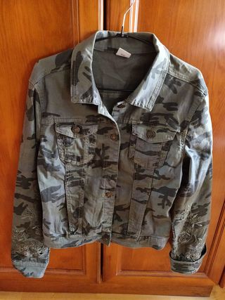 Cazadora vaquera militar 