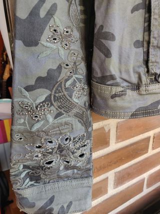Cazadora vaquera militar 