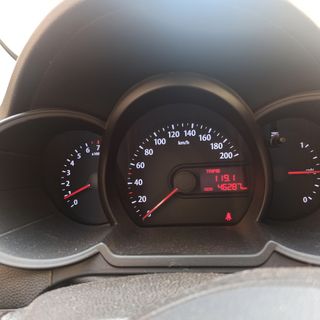 PARTICULAR. KIA Picanto 2012