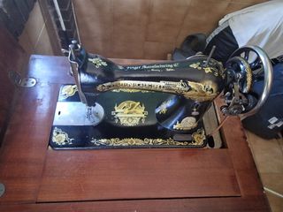 Maquina antigua de coser.