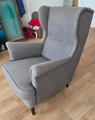 Sillón orejero Strandmon