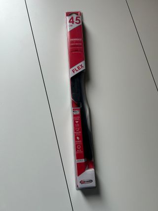 Spazzola tergicristallo 45cm Flex Universale curva