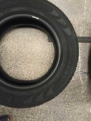 Vendo 2 Neumáticos en perfecto estado