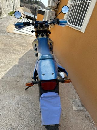 Moto enduro TM racing