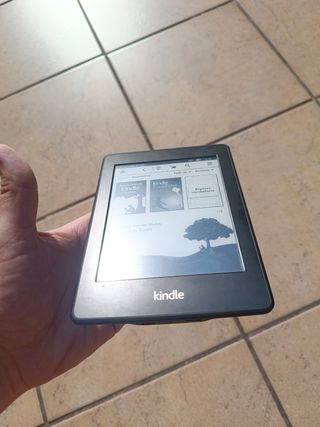 maravilloso aparato lector ebook con luz con funda