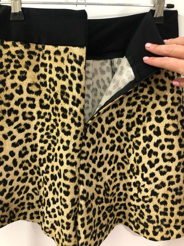 Short animal print