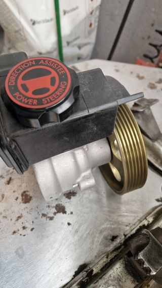 Bomba dirección PSA