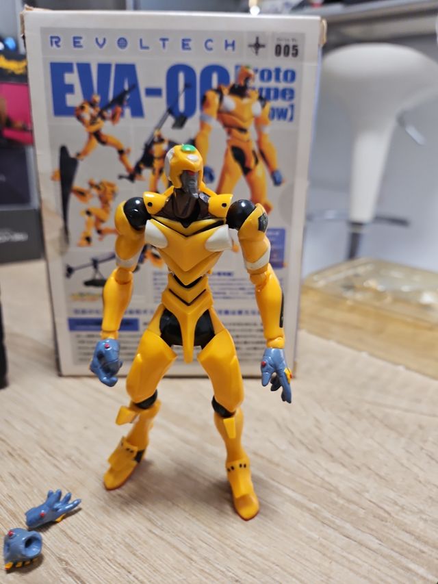 Figura Eva 00 articulada