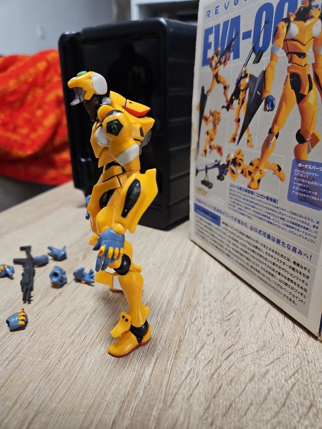 Figura Eva 00 articulada