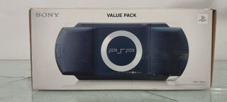 Caja con todos los accesorios de la psp 1000k