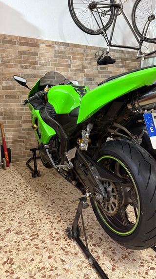 Kawasaki zx6r