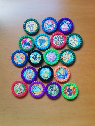 Pokémon rocks, chapas, tazos