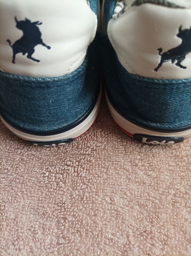 ZAPATILLAS LOIS CHICO TALLA 40 