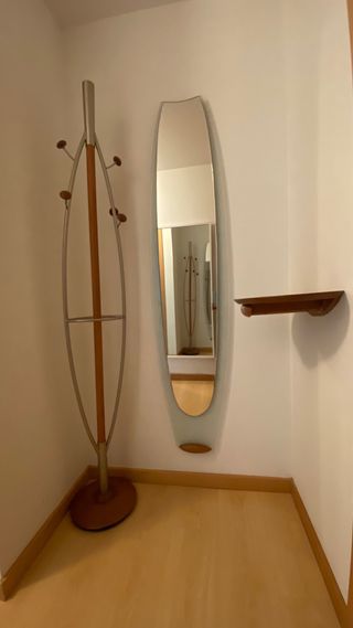 Conjunto perchero, espejo y balda recibidor