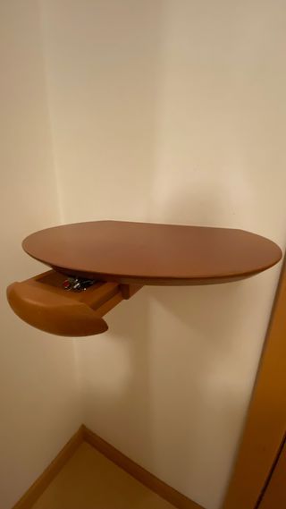 Conjunto perchero, espejo y balda recibidor