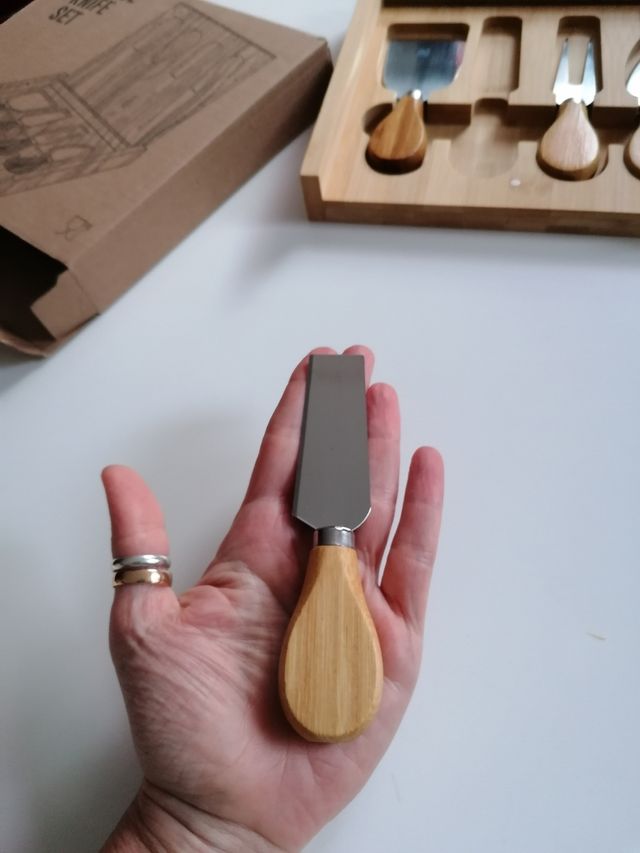 Juego de cuchillos para queso