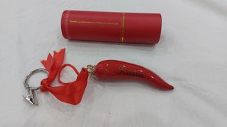 Corno in porcellana  con nome