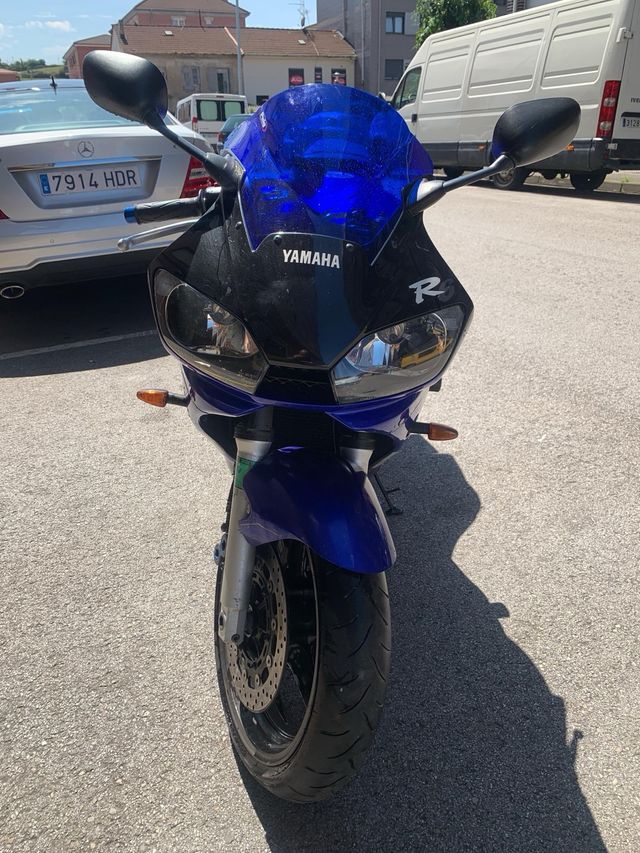 Yamaha R6