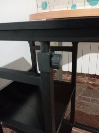 mesa auxiliar regulable la altura