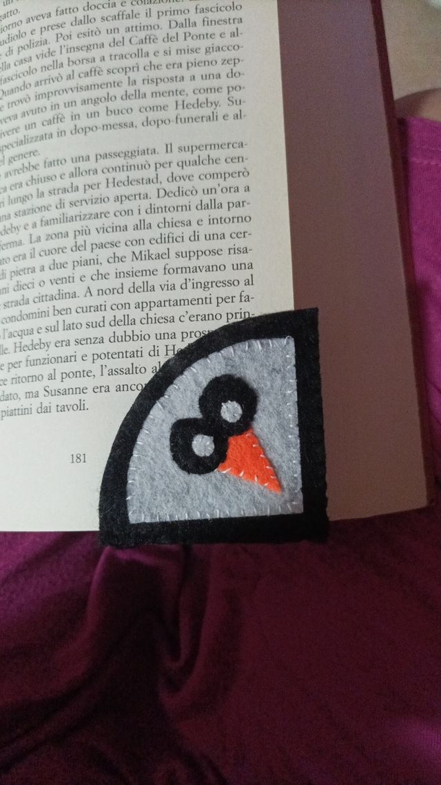 Segnalibro in feltro forma pinguino