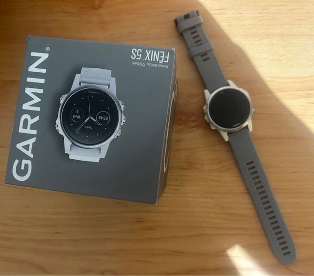 Garmin Fenix 5s