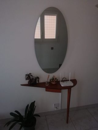 Mueble recibidor y espejo