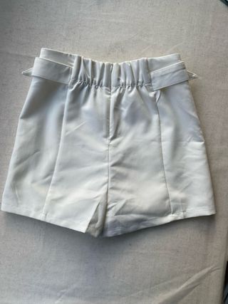 Falda pantalón blanca bershka