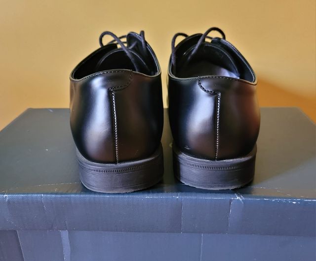 Scarpe classiche Pier One 