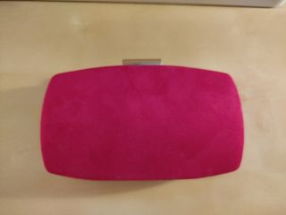 Bolso de fiesta rosa fúcsia .